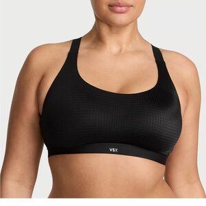 Two VSX Lightweight Mesh 2.0 Sports Bra